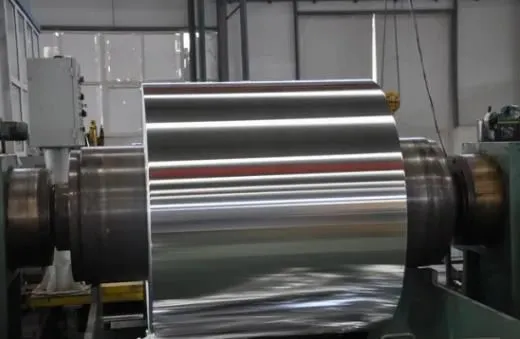 Buitinė aliuminio folijos pervyniojimo ir pjaustymo mašina